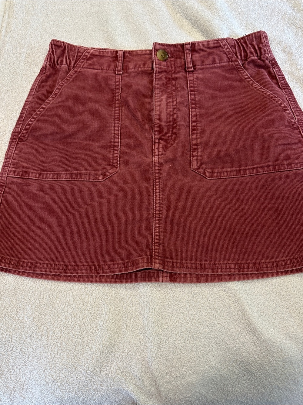AE - Corduroy Mini Skirt in Deep Wine size 8 - Picture 2 of 14
